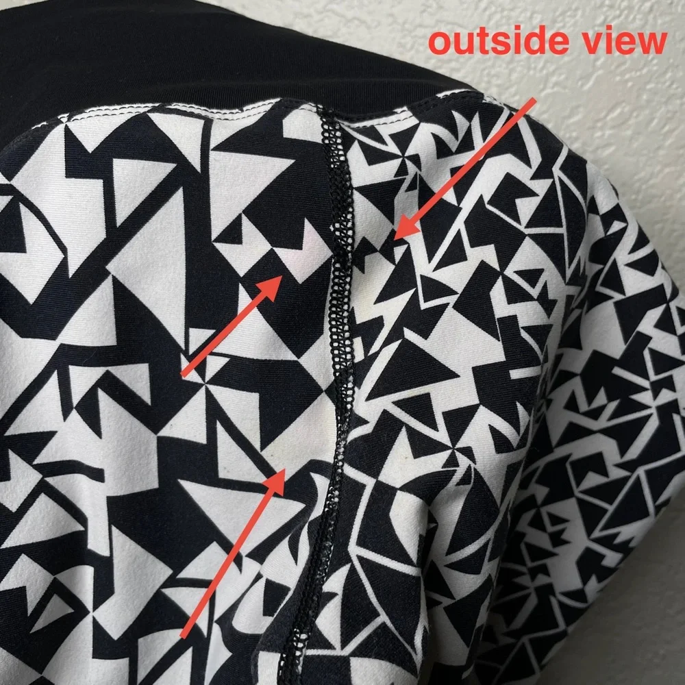 Lorna Jane Leggings Geometric Pattern Black & White Activewear Workout - Picture 12 of 13
